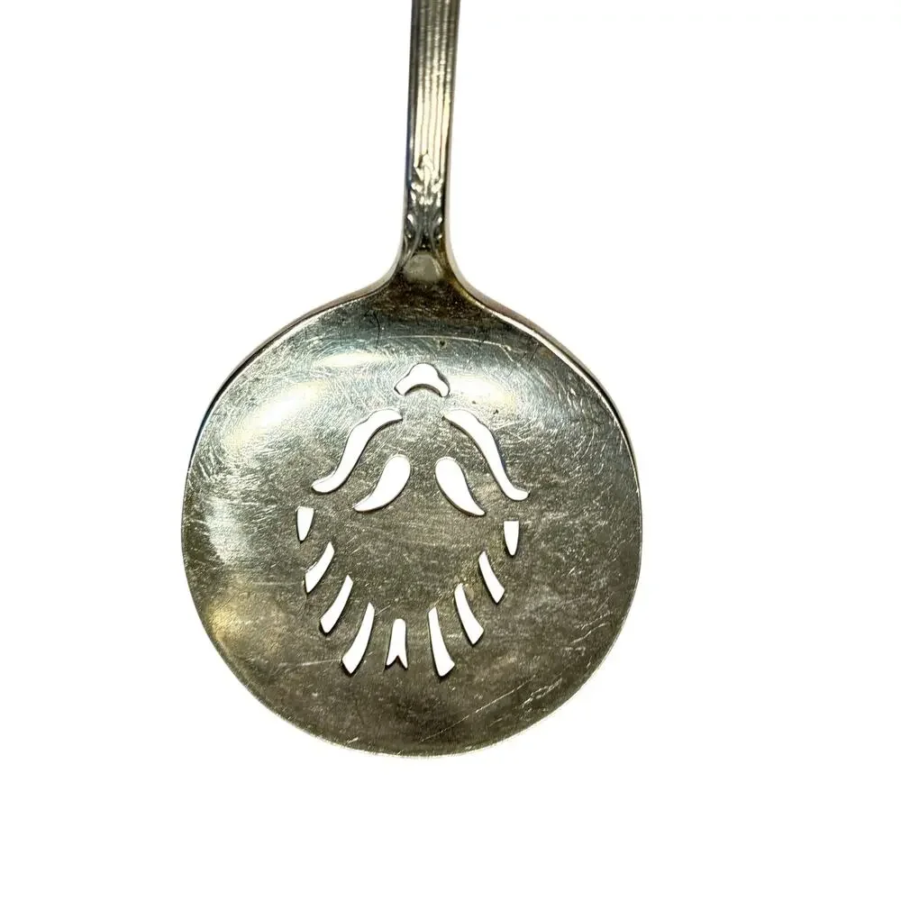 Vintage 1940's Silverplated Tomato server Treasure pattern by International IS